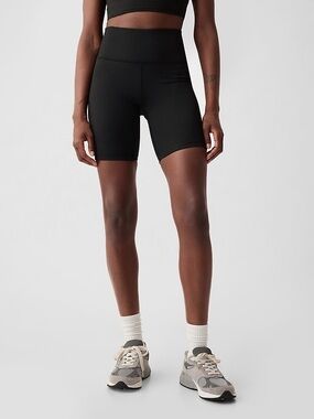 GapFit Power Bike Shorts - 6 inch